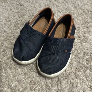 Toddler denim Toms